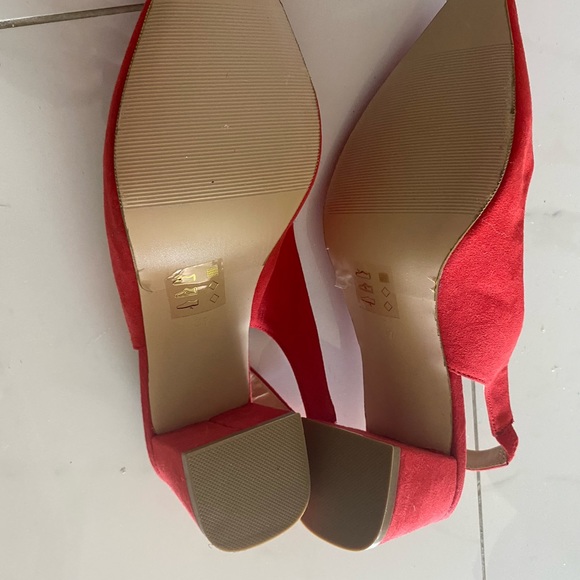 DYNAMITE Slingback Kitten Heels (red) - Picture 4 of 6